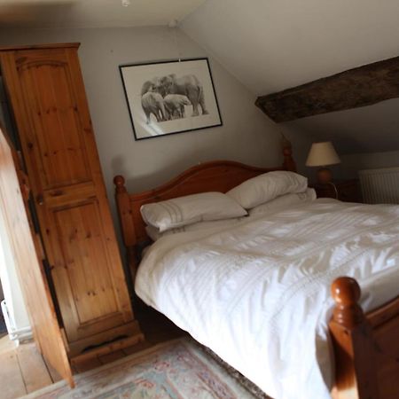 Medieval Cottage In Rural Monmouthshire. Raglan Екстер'єр фото