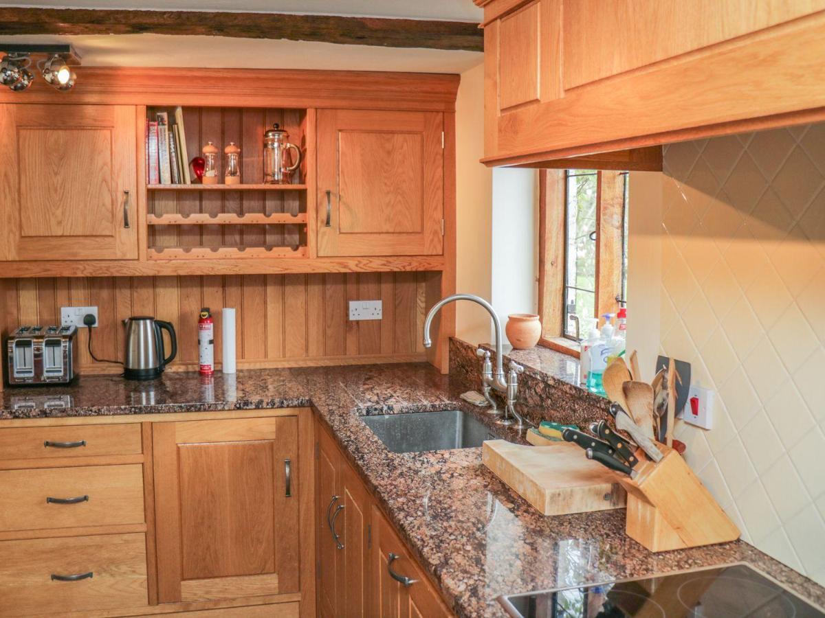 Medieval Cottage In Rural Monmouthshire. Raglan Екстер'єр фото