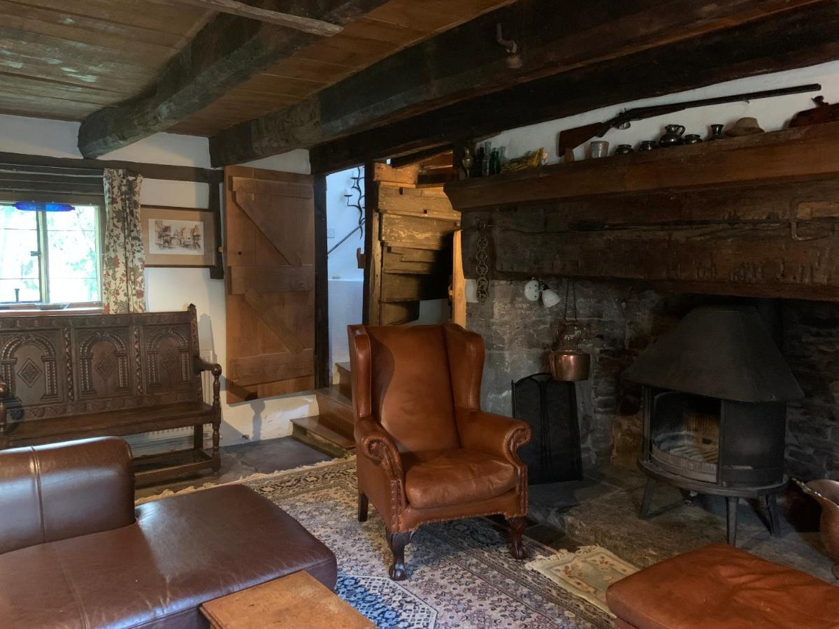 Medieval Cottage In Rural Monmouthshire. Raglan Екстер'єр фото